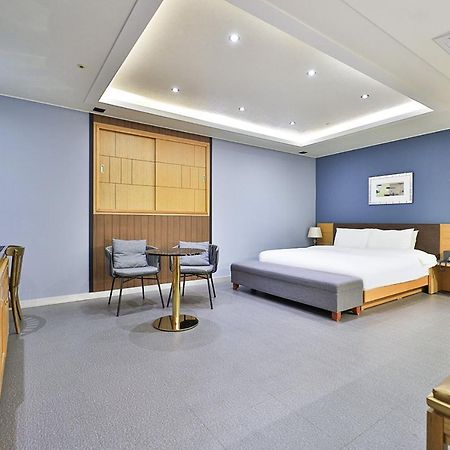 Seomyeon Ib Hotel Pusan Zewnętrze zdjęcie