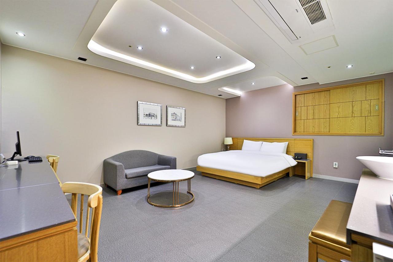 Seomyeon Ib Hotel Pusan Zewnętrze zdjęcie