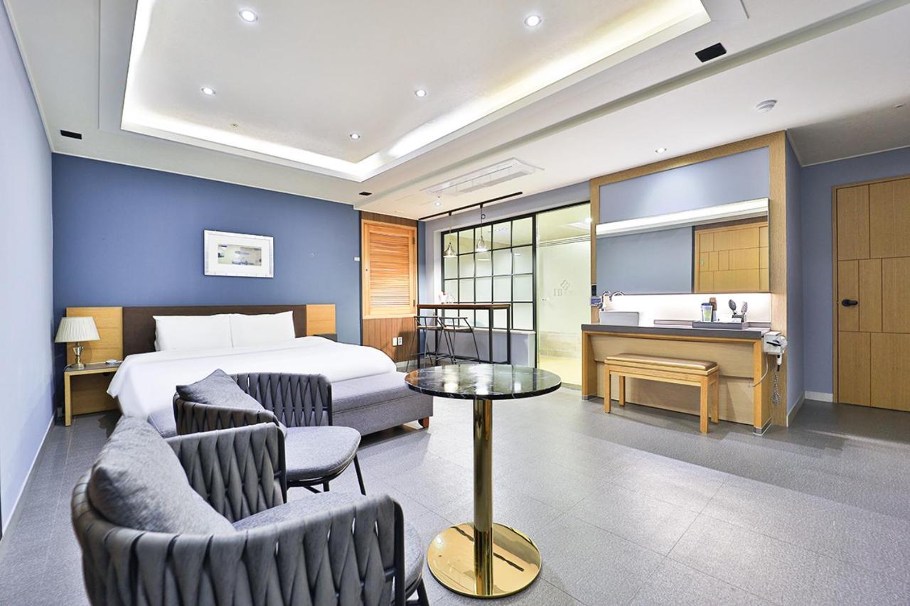 Seomyeon Ib Hotel Pusan Zewnętrze zdjęcie